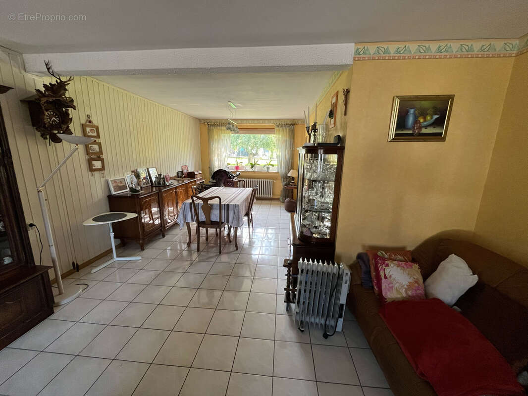 Maison à LE VAL-DE-GUEBLANGE