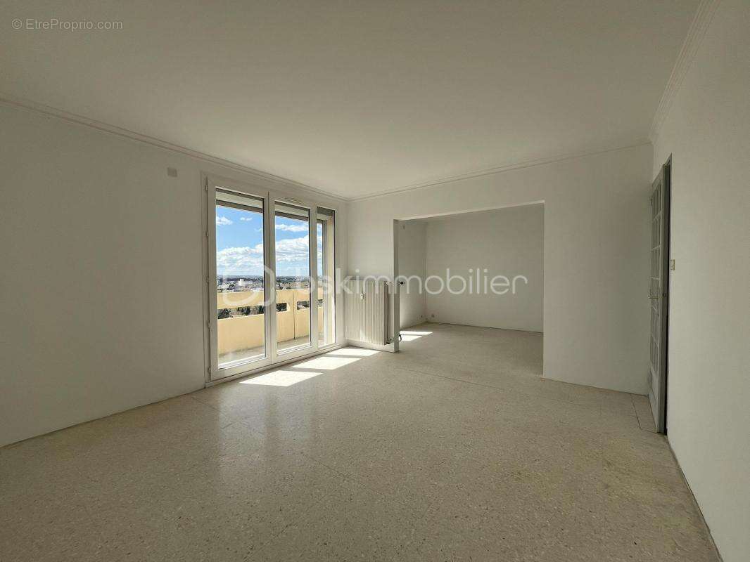 Appartement à NIMES
