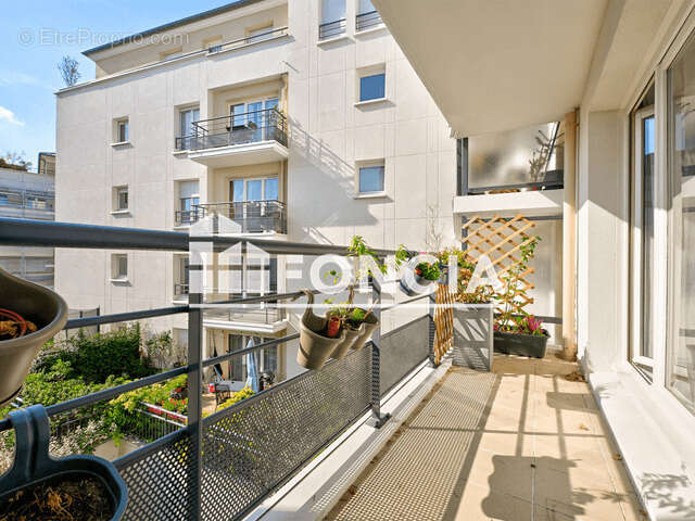 Appartement à SAINT-CYR-L'ECOLE