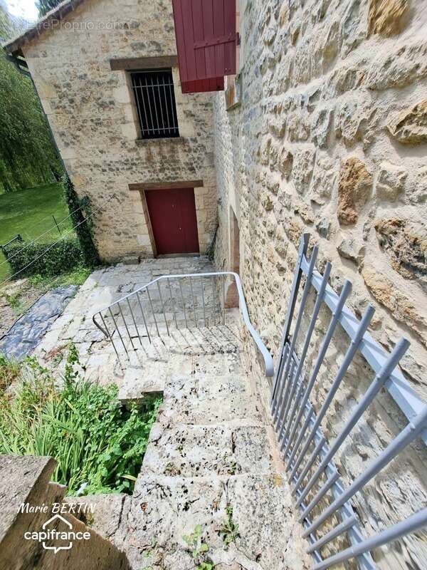 Maison à CELLES-SUR-BELLE