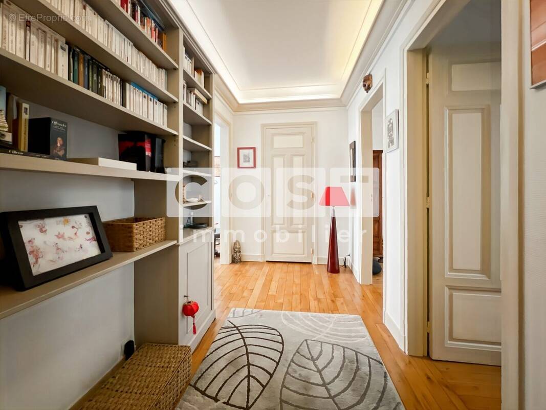 Appartement à ASNIERES-SUR-SEINE