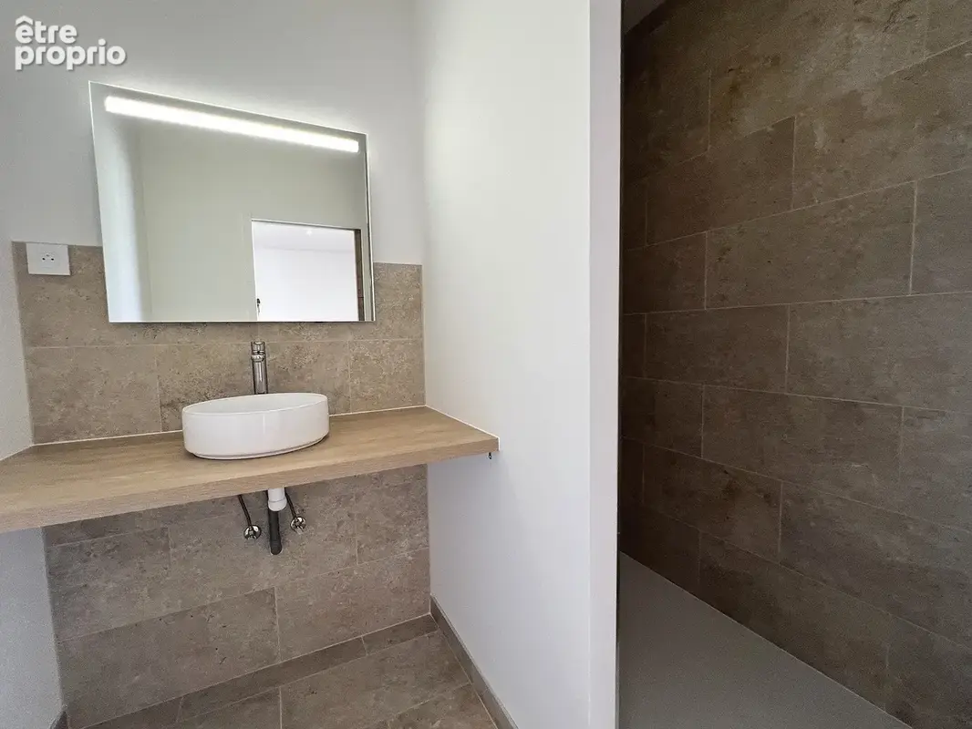 CHARTRONS-BASSENS A FLOT GRAND T5 DE 118.64M2 renovation a neuf avec climatisation ET TERRASSE DE 62M2 - photo 9