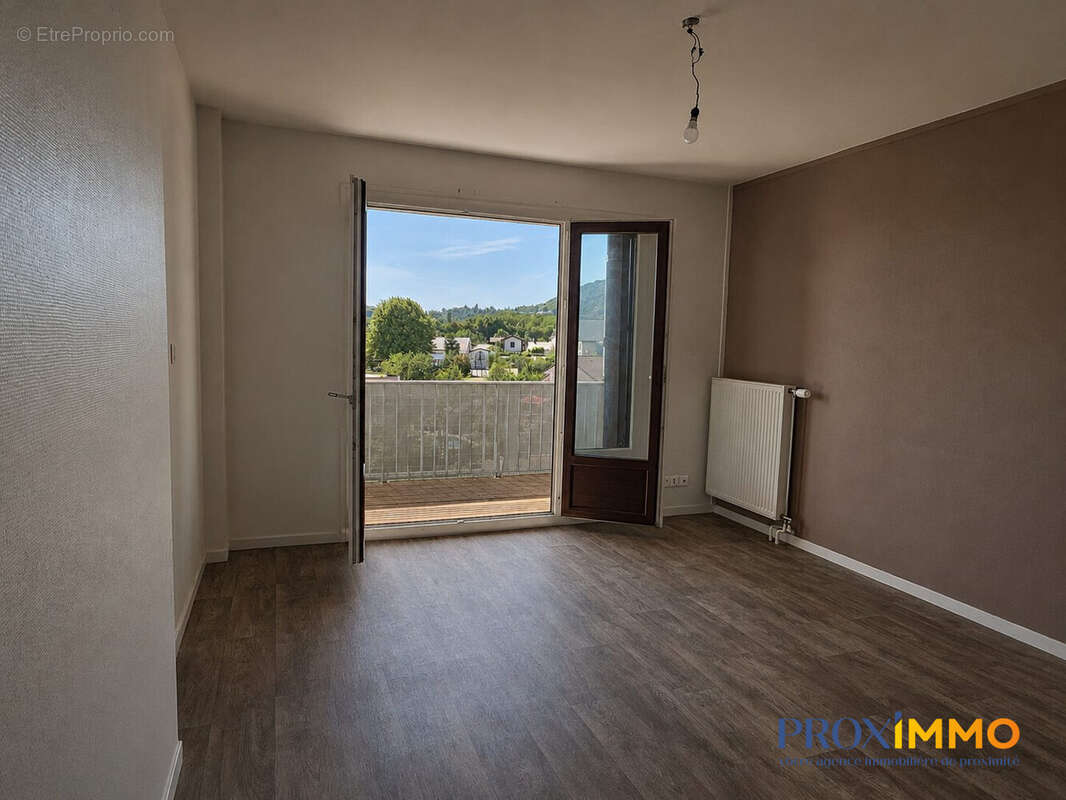 Appartement 63 m² à Voiron  - photo 2