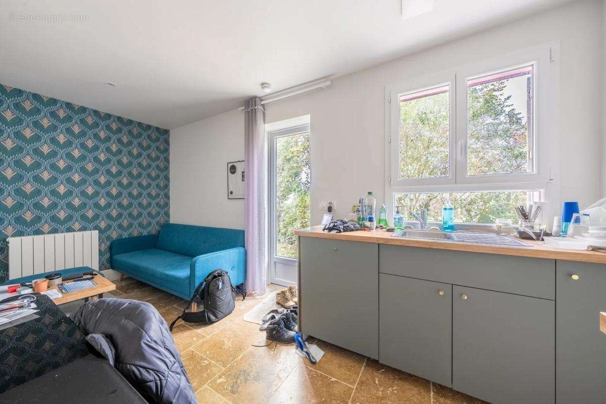 Maison à SAINT-CIERS-SUR-GIRONDE