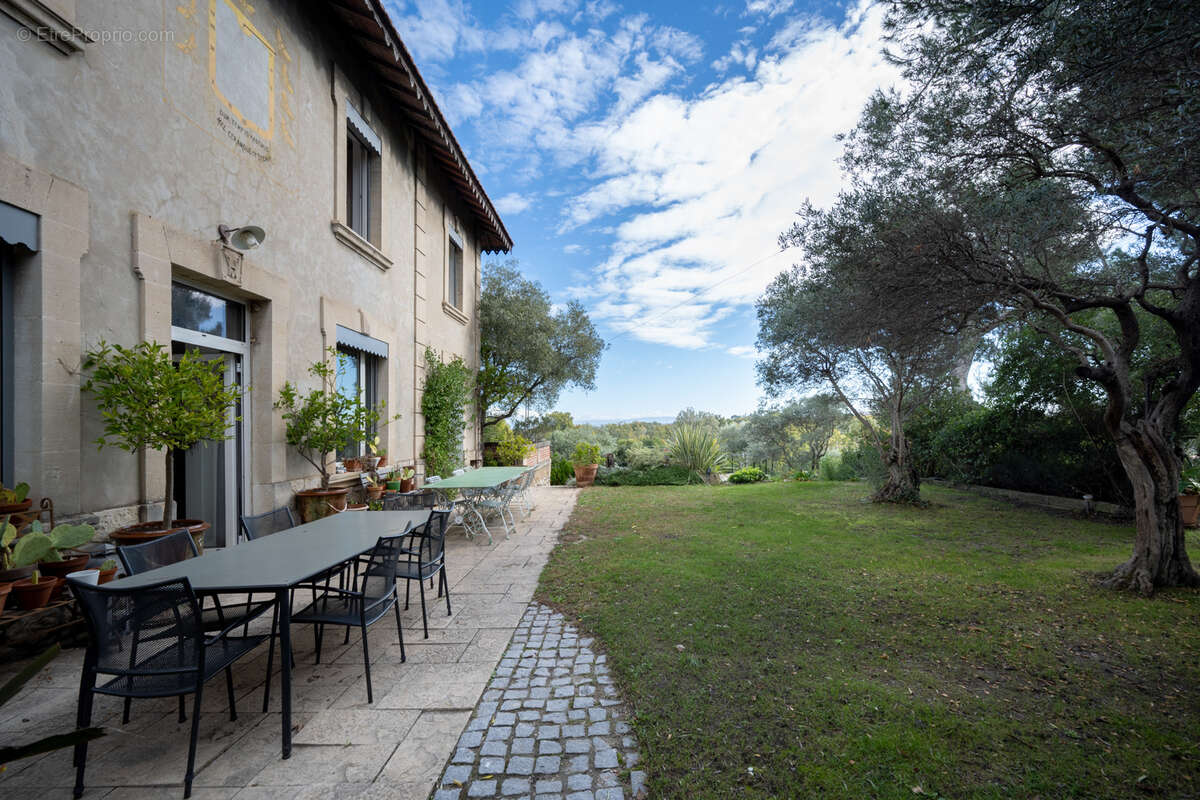 Maison à VILLENEUVE-LES-AVIGNON