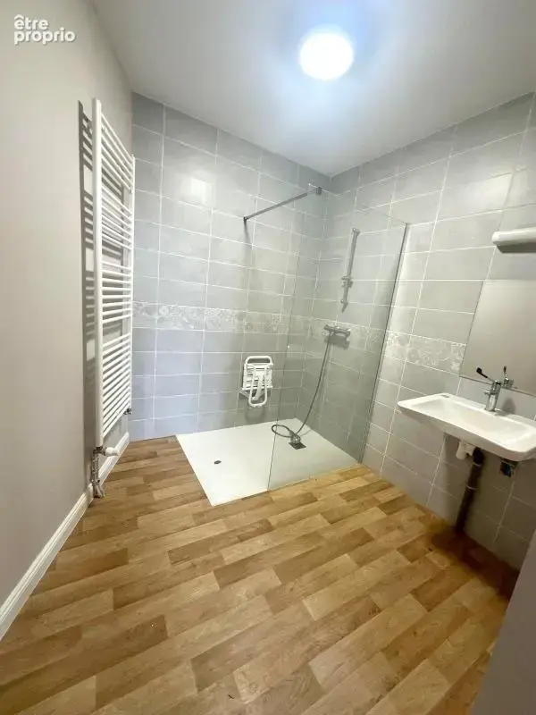 Maison idealement situee 90 m² habitable avec jardin et cave - photo 5