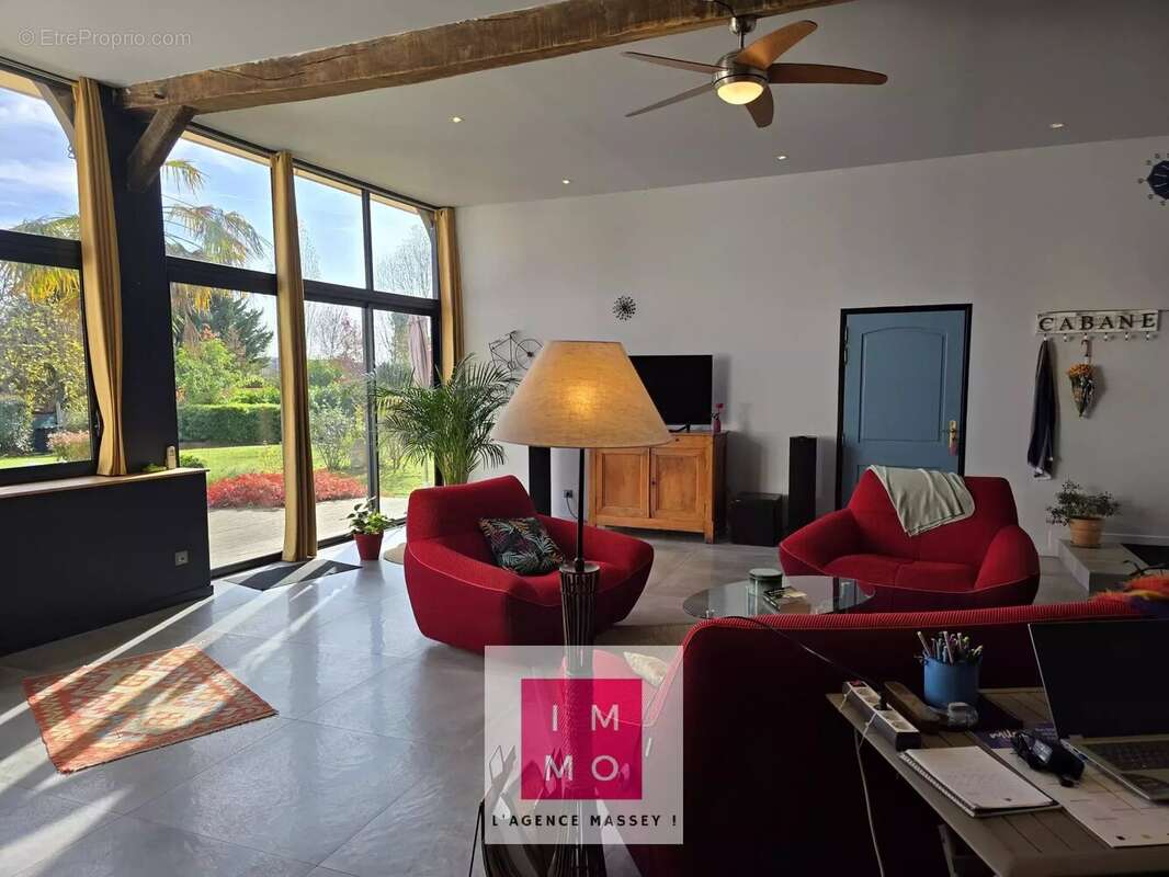 Maison à CASTERA-LOU