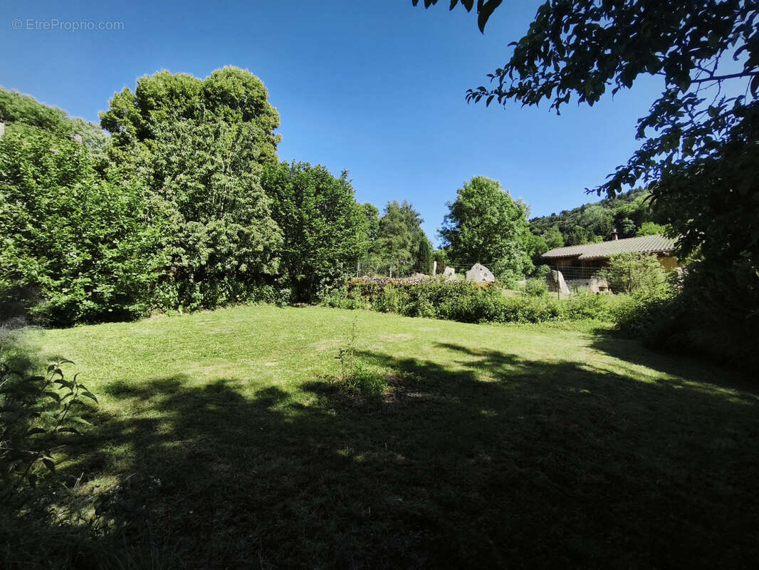 Belle maison familiale de 184 m2 sur terrain de 1 311 m2 - photo 3