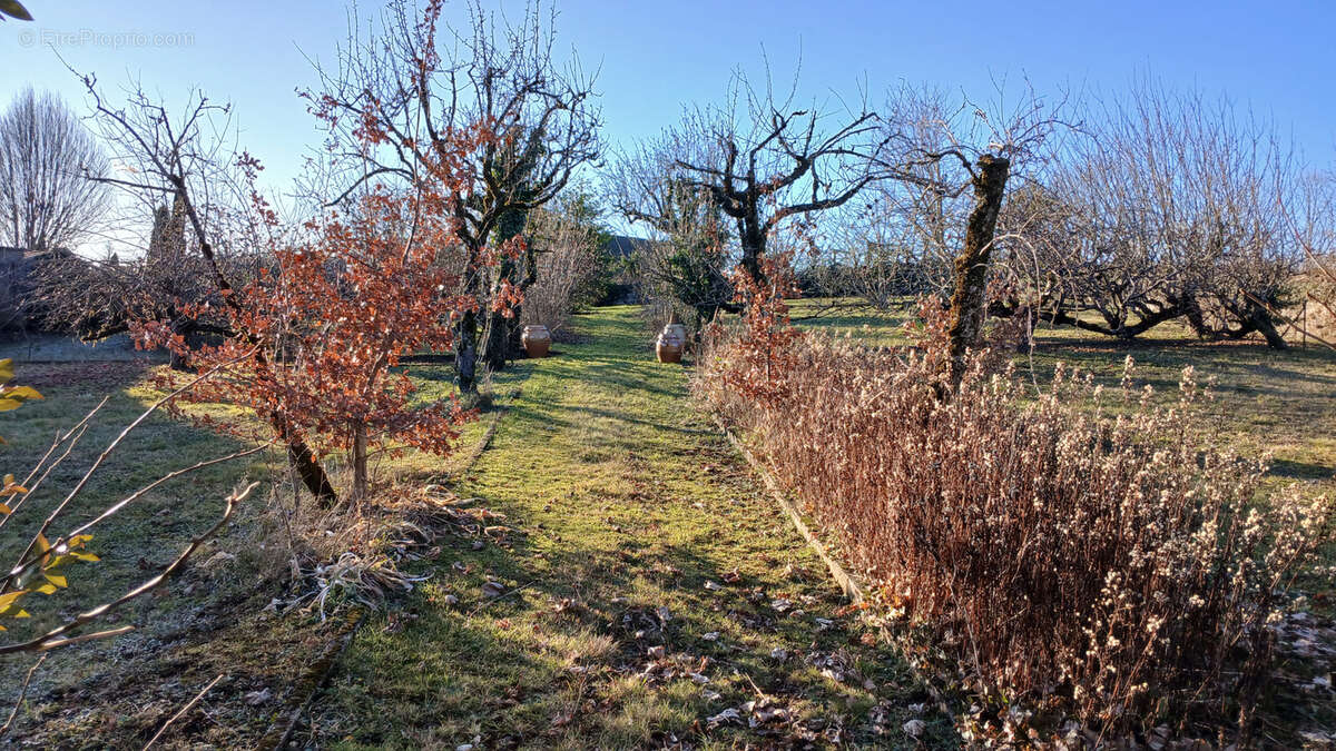 Maison à MAURIAC