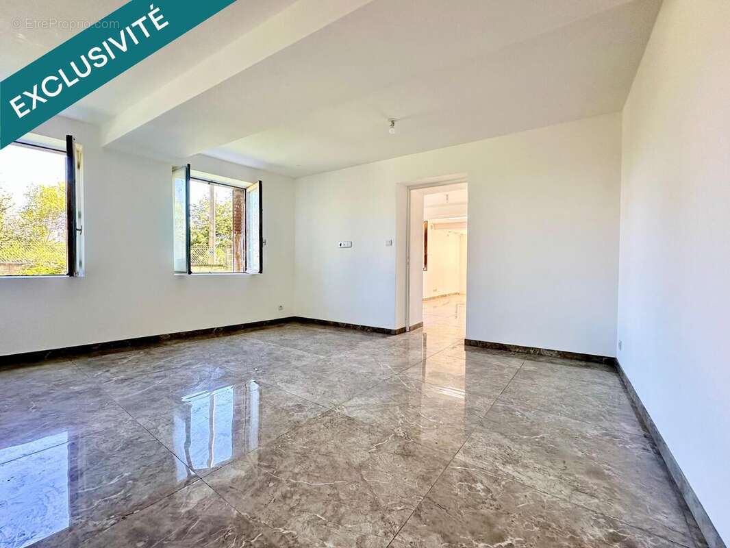 Photo 2 - Maison à LEZOUX