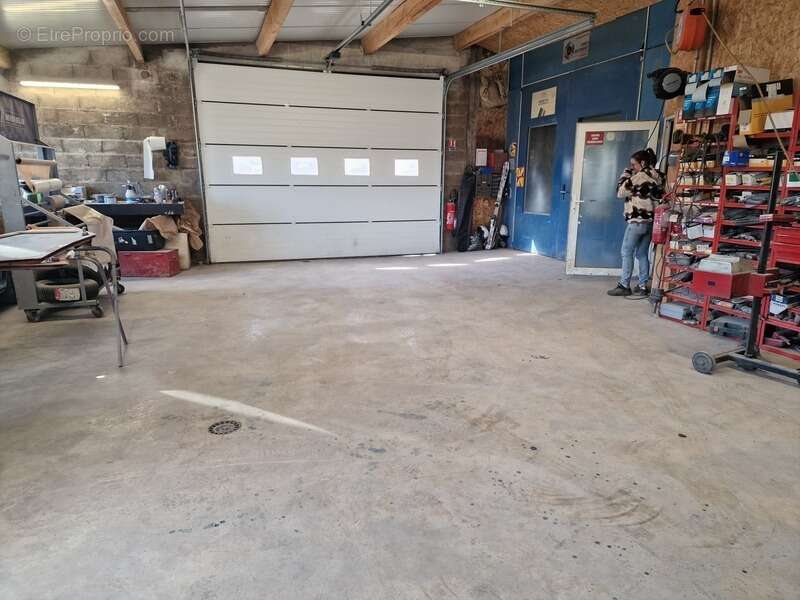 Commerce à XERTIGNY