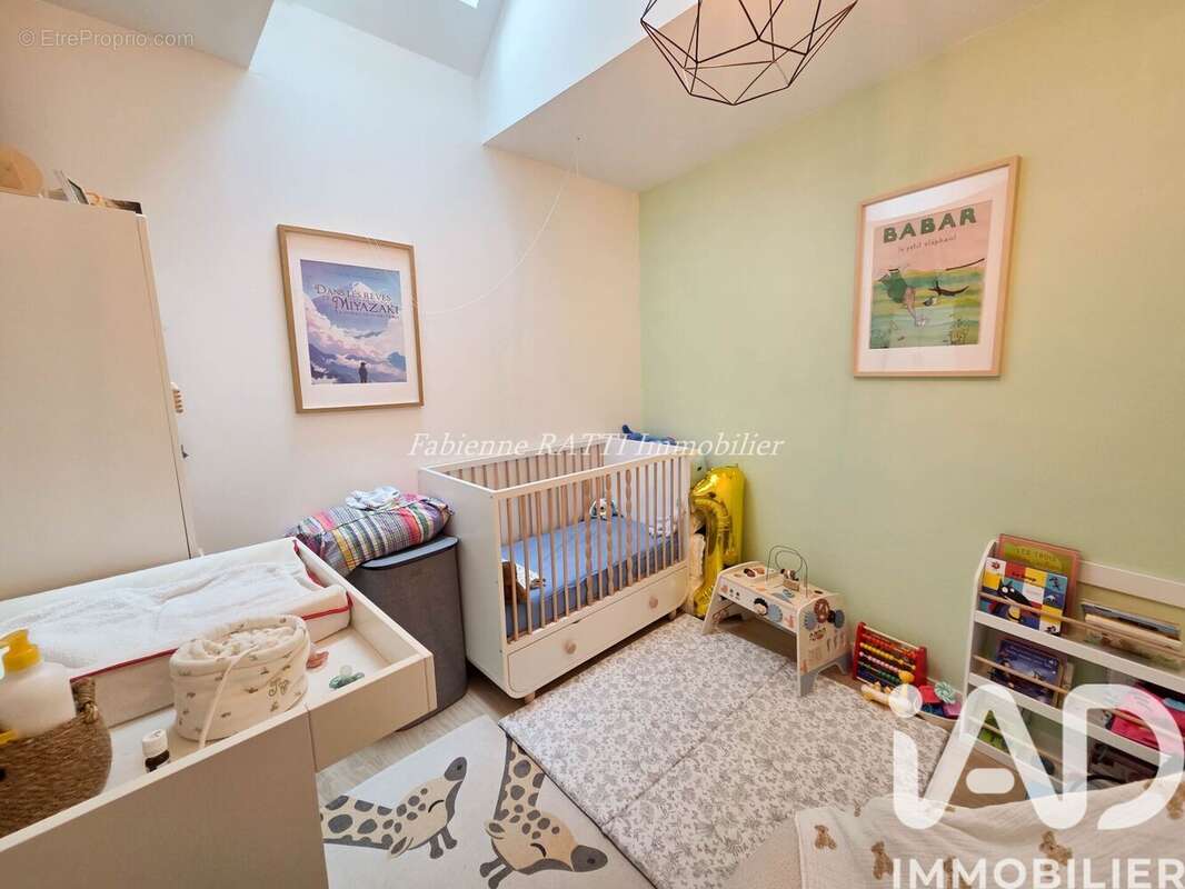Photo 9 - Appartement à HOUILLES