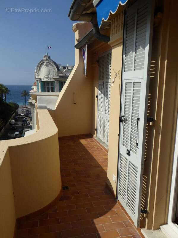 Immeuble - Appartement à NICE