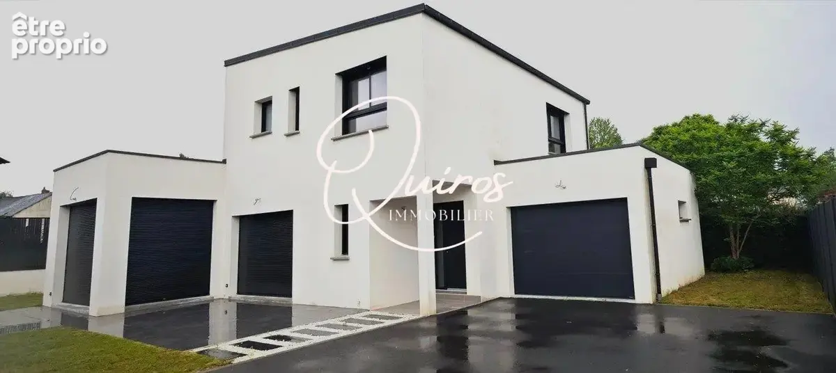Maison 162 m² à La Meziere  - photo 1