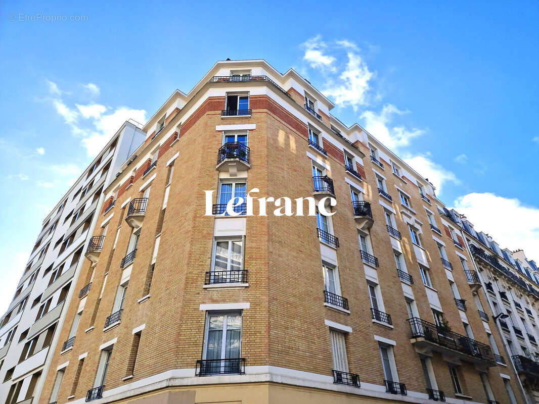 Appartement à PARIS-15E