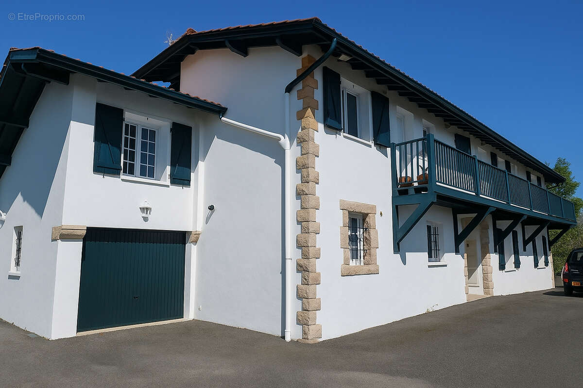 Appartement à URRUGNE