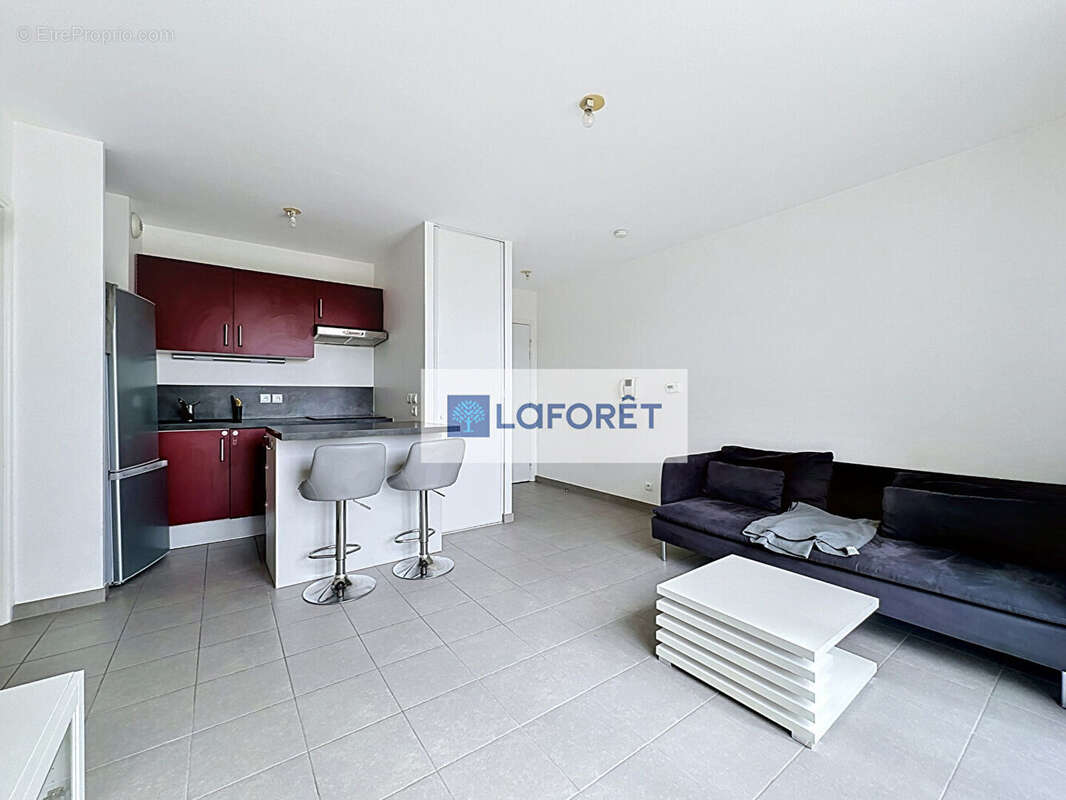 Appartement à SARTROUVILLE