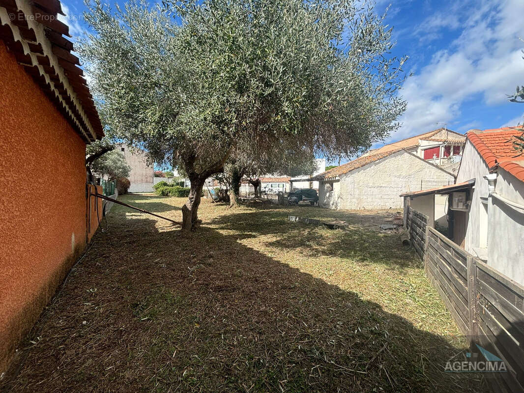 Terrain à AGDE