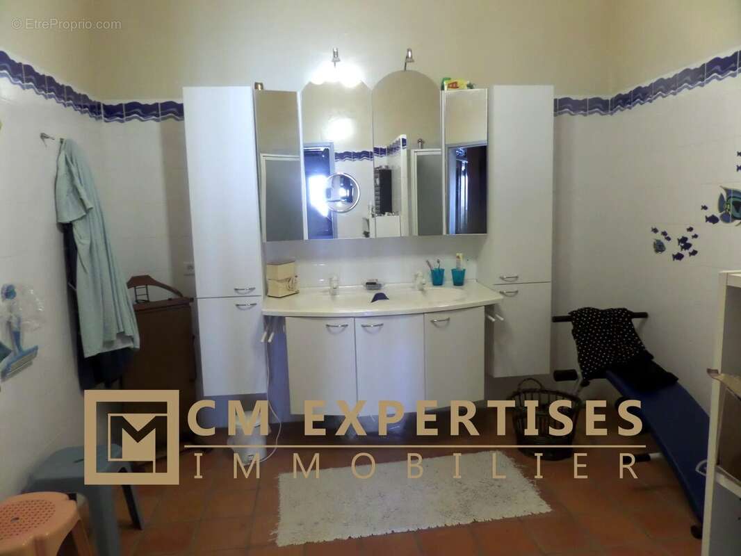 Maison à SAINT-ASTIER