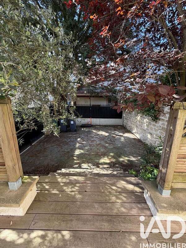 Photo 2 - Maison à CARRIERES-SUR-SEINE