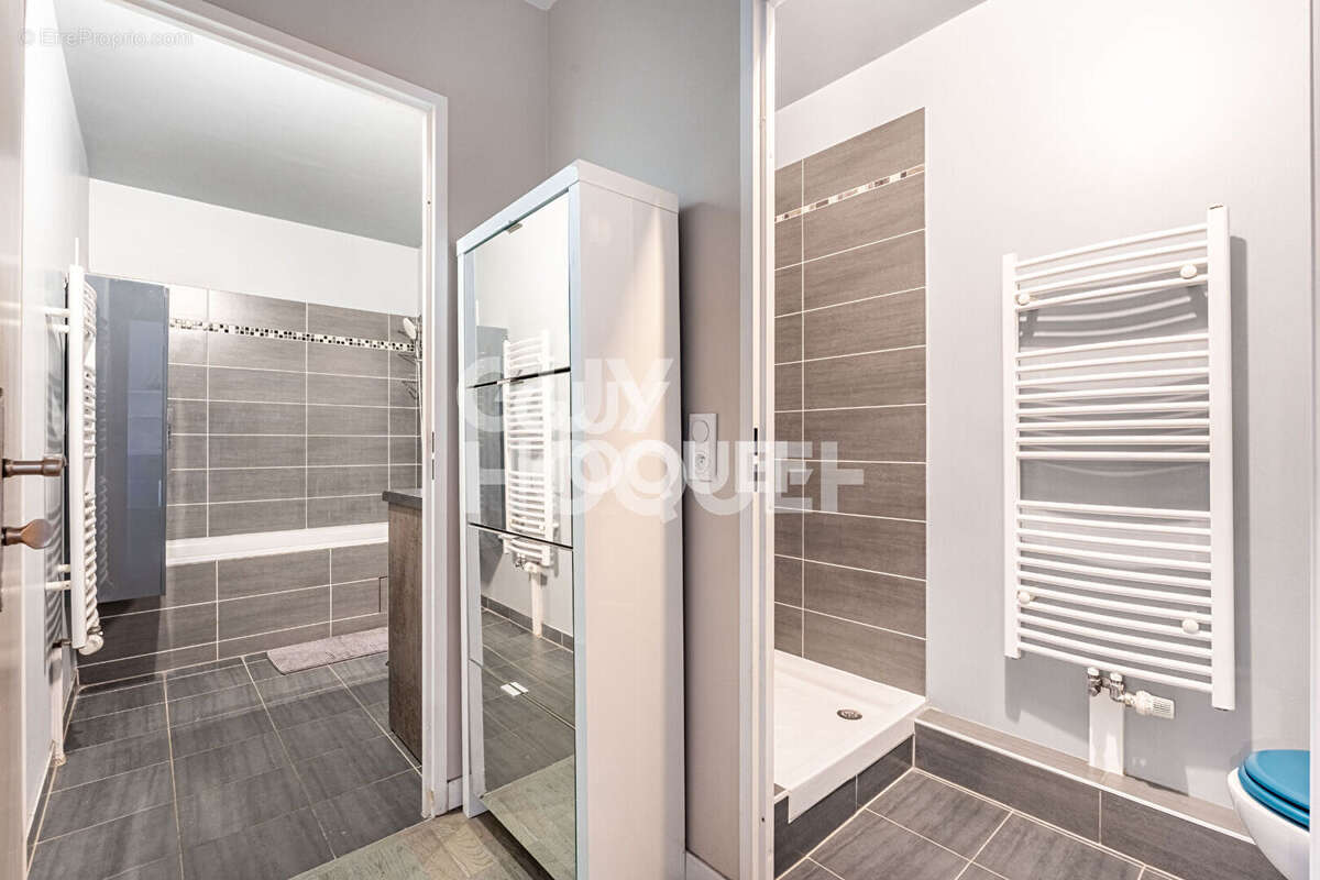 Appartement à GENNEVILLIERS