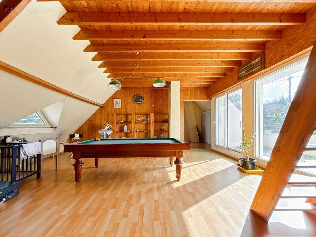 Maison à SAINT-ETIENNE-AU-MONT