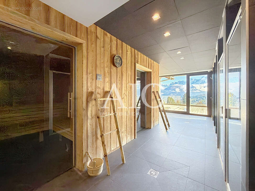 Appartement à COMBLOUX