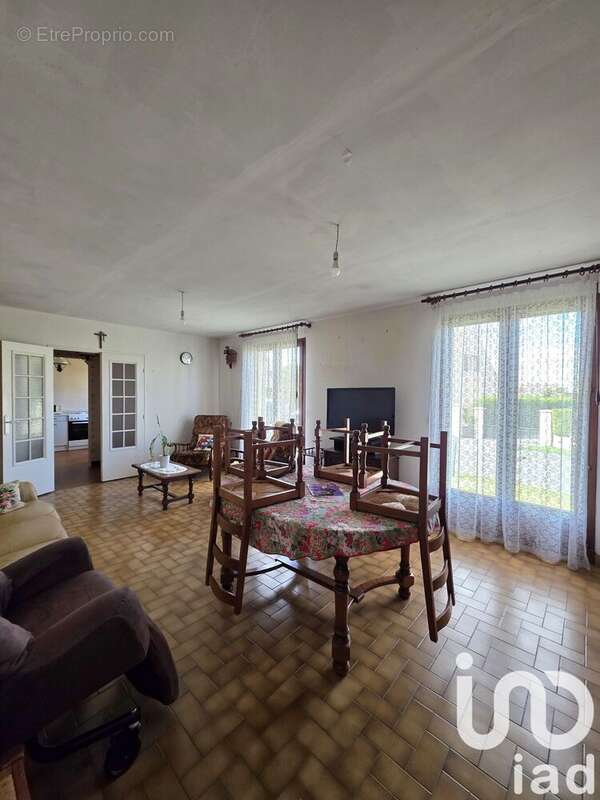 Photo 4 - Maison à RAVENEL