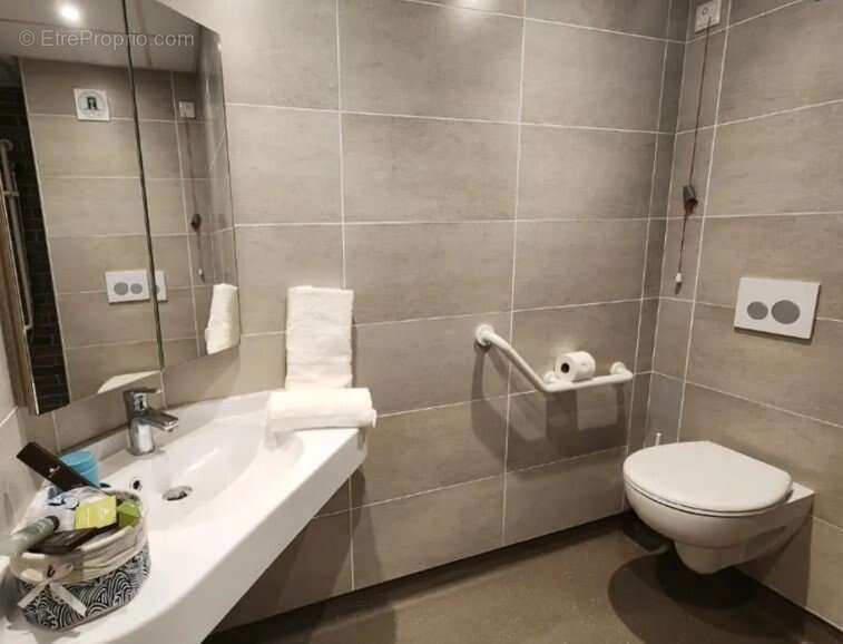INVESTISSEMENT LOCATIF  Châtenay-Malabry  Résidence EHPAD Le Séquoia - 6,68 % de rentabilité - photo 3
