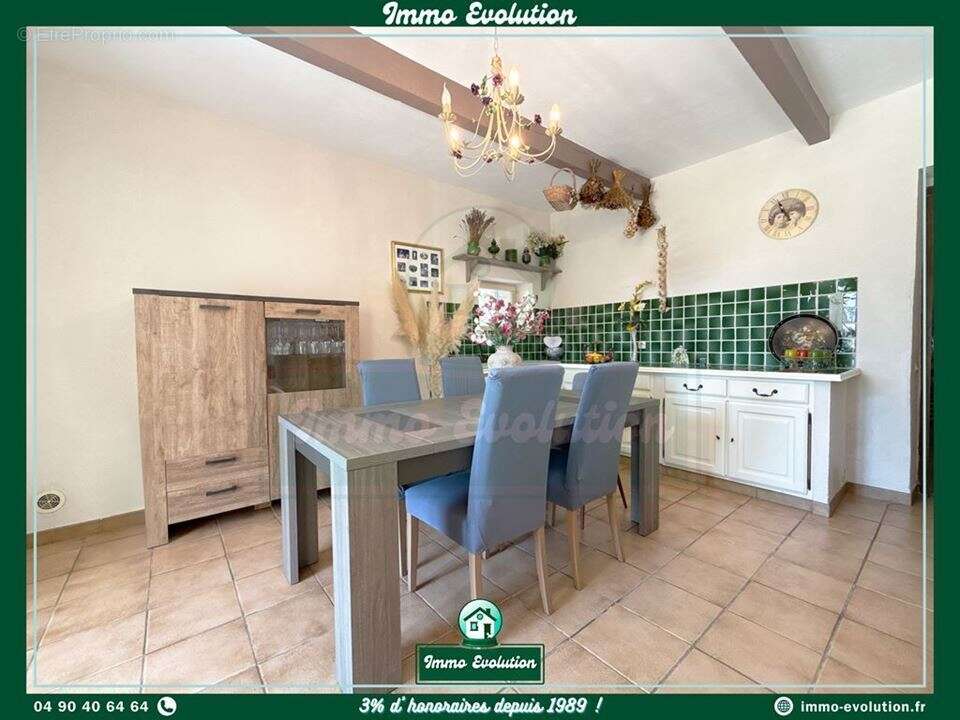 Maison 178 m² à Camaret-Sur-Aigues  - photo 6