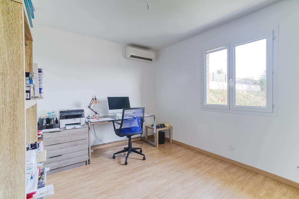 Maison à CHASSE-SUR-RHONE