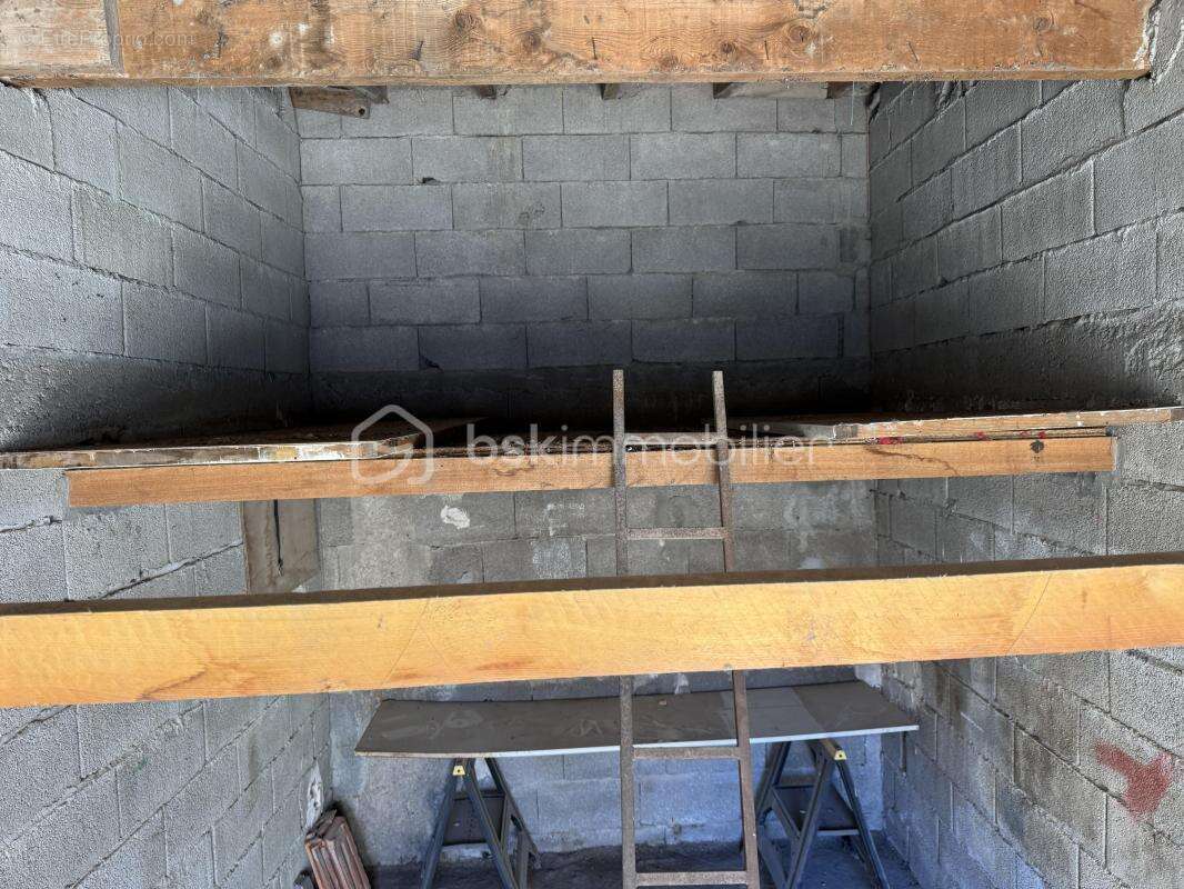 Parking à PALAVAS-LES-FLOTS