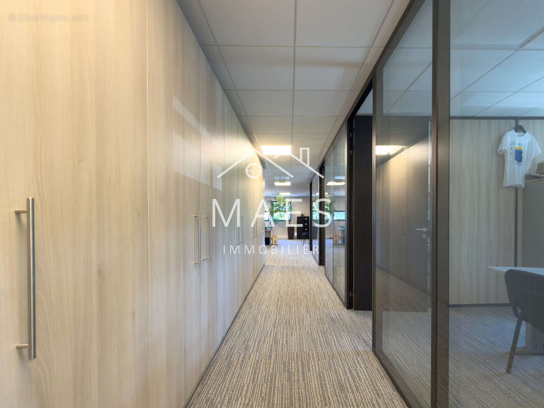LOOS - Bureau de 215 m2 proche CHU - photo 9