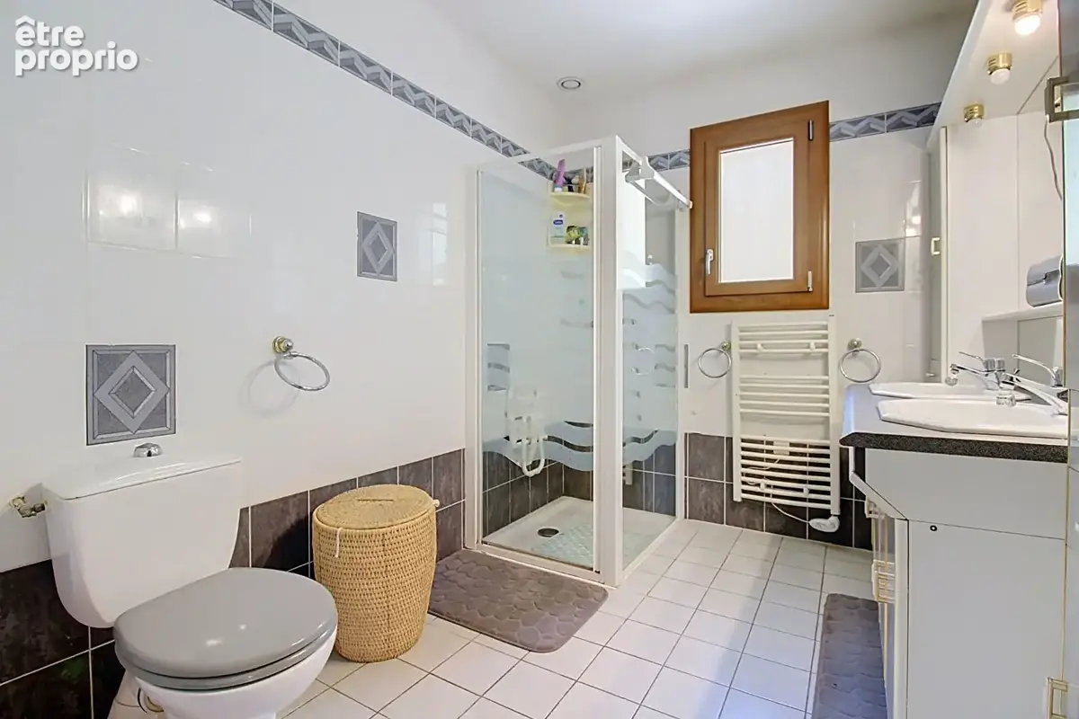 EXCLUSIVITÉ A VENDRE Maison Vidauban 4 pièces 130 m2 - Garage- piscine- Studio indépendant 29m2 - photo 10