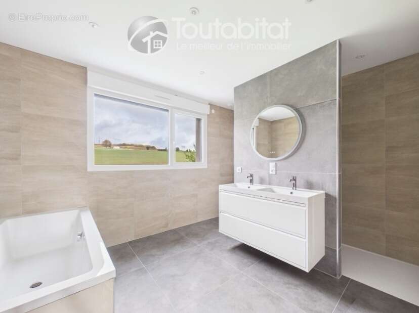 Maison à CHARLEVILLE-MEZIERES