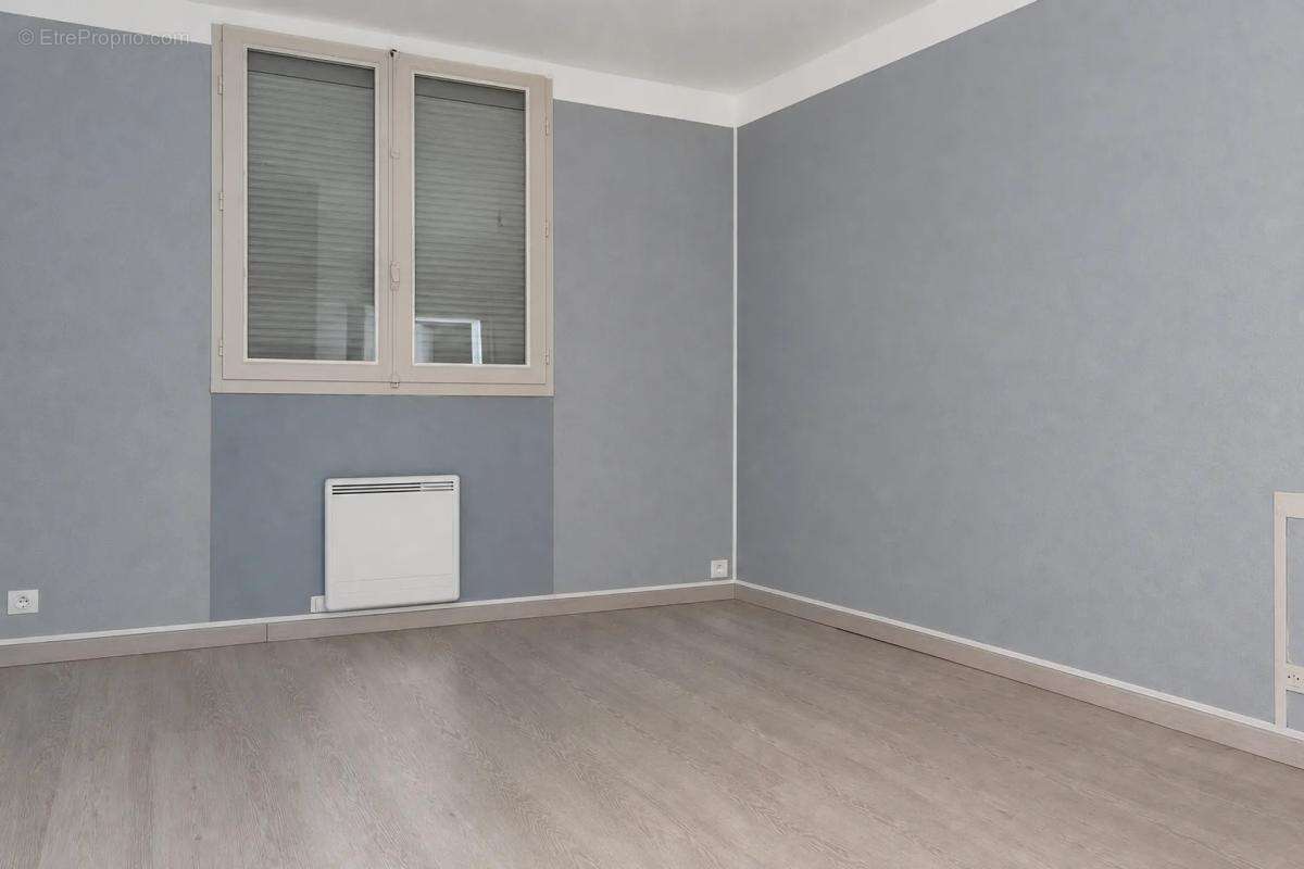 Maison 6 pièces avec grand garage - Louée - photo 7