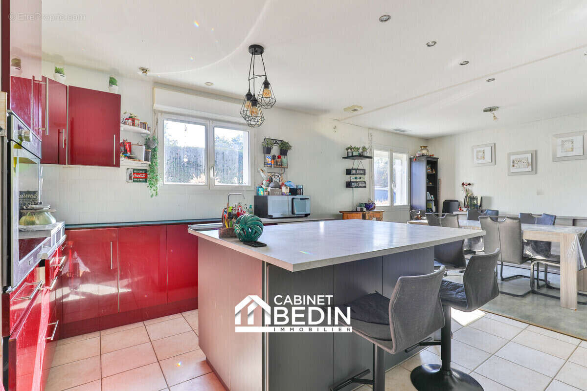 Maison 183 m² à Biganos  - photo 5