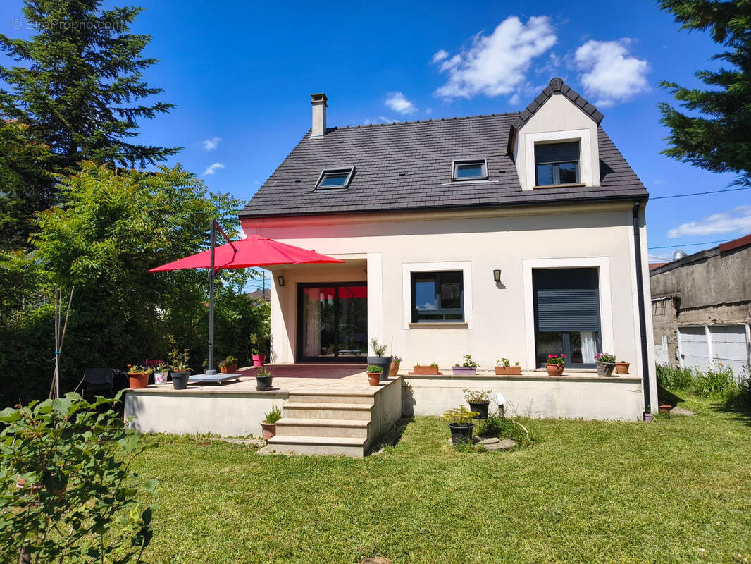 Maison à PARAY-VIEILLE-POSTE