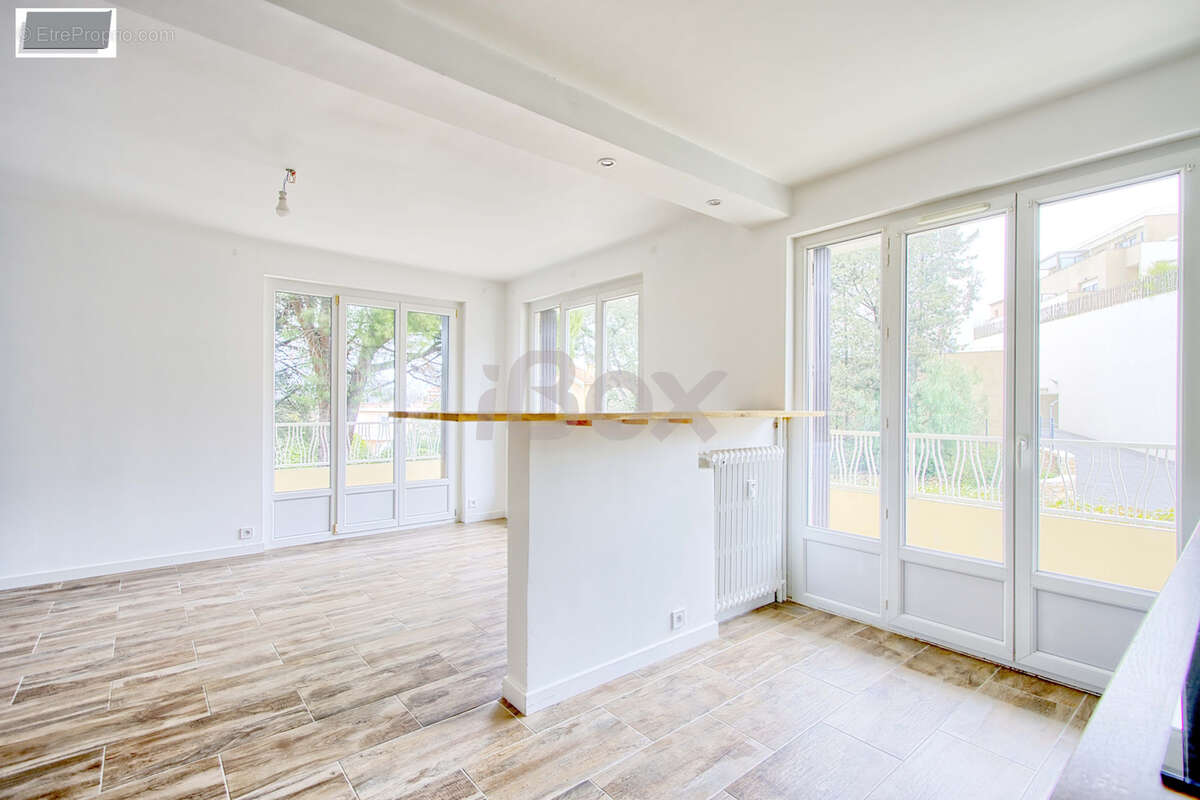 Appartement à LE PRADET