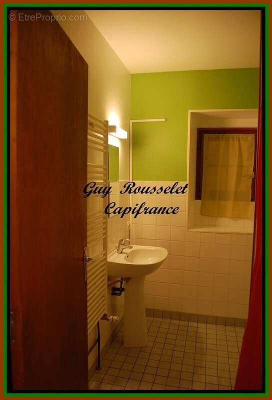 Maison à ALISE-SAINTE-REINE