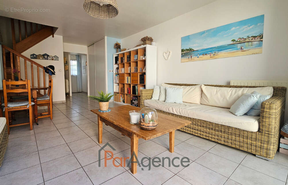 Maison à VAUX-SUR-MER