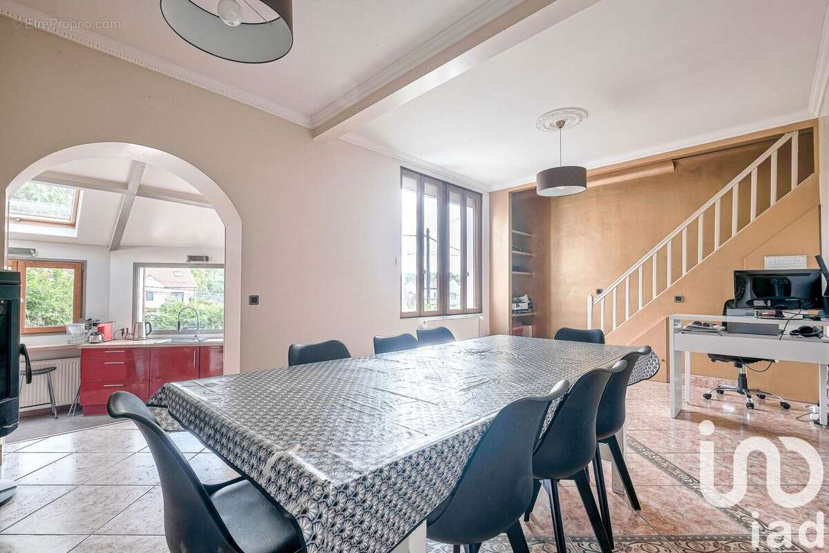 Photo 5 - Maison à MONTEVRAIN