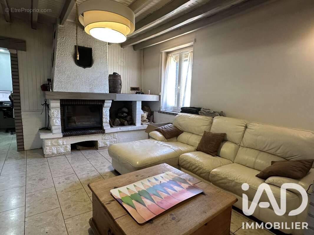 Maison 150 m² à Angerville-La-Martel  - photo 6