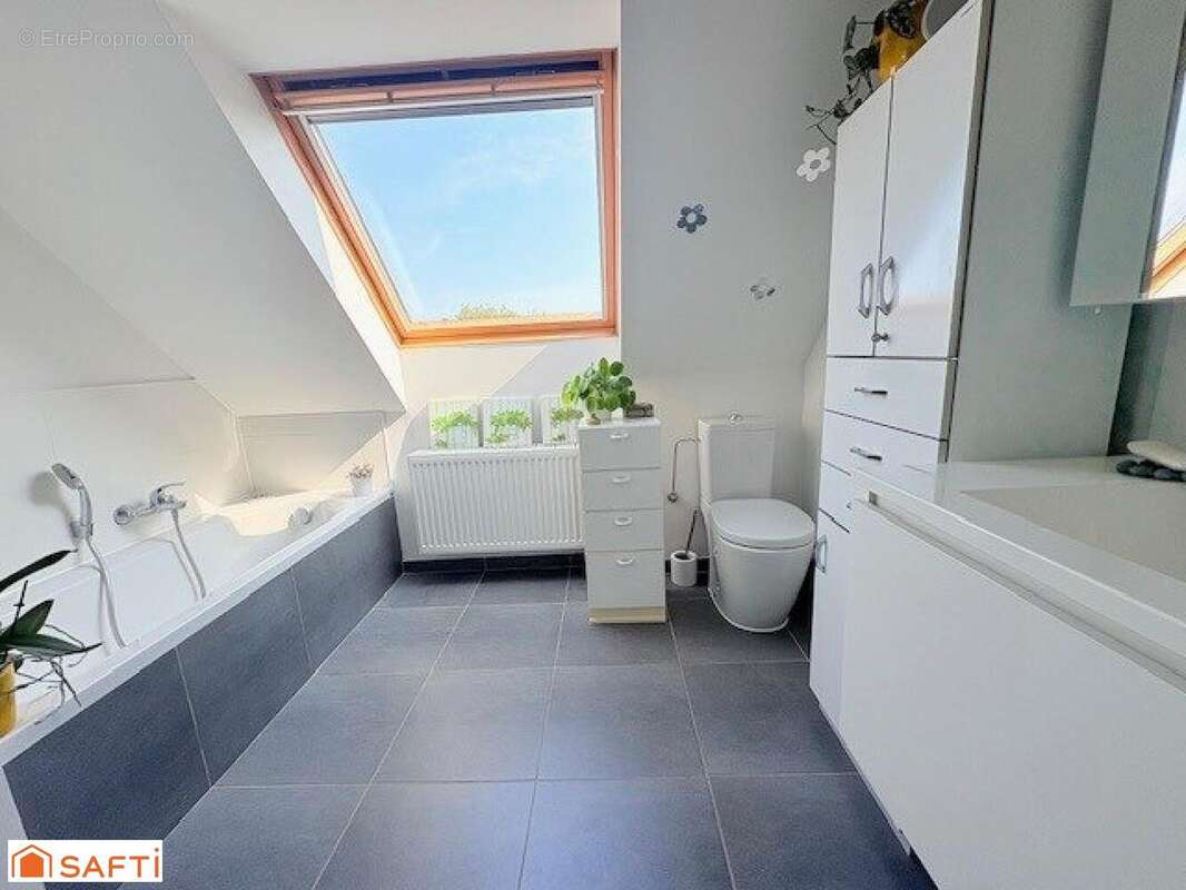 Photo 9 - Maison à ESTREUX