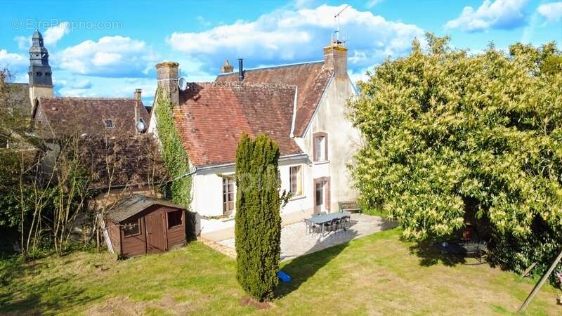 Maison à CONNERRE