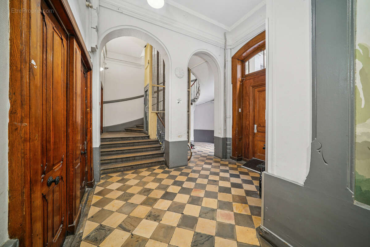 Appartement à LYON-1E