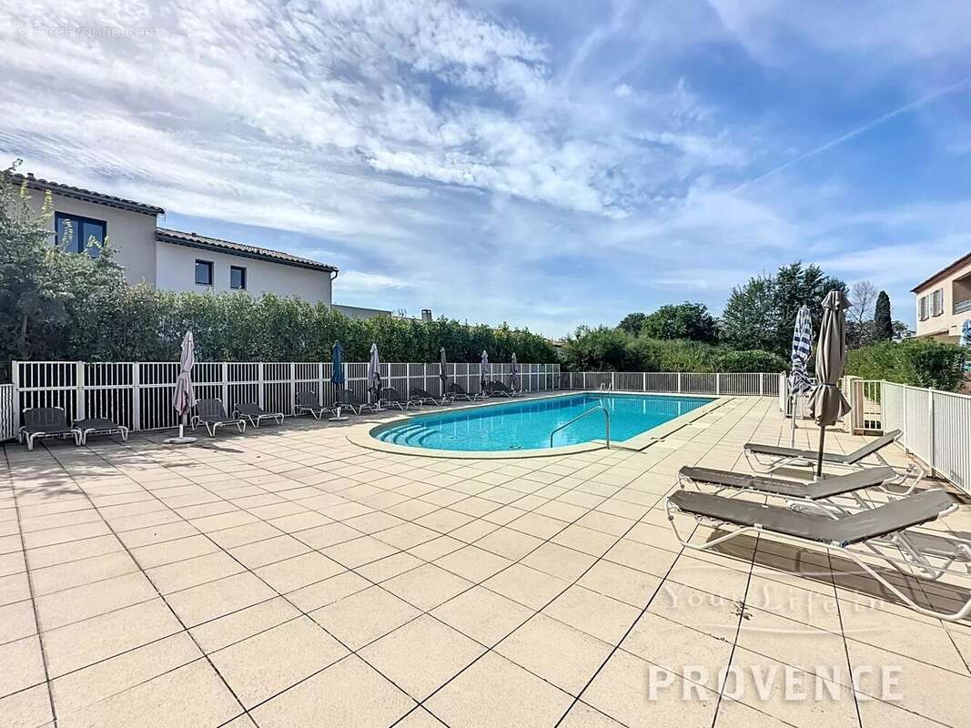 Superbe Appartement au rez de chaussé avec grande terrasse - photo 15
