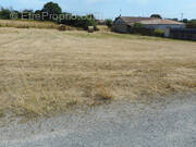 Terrain à SAINT-MICHEL-CHEF-CHEF