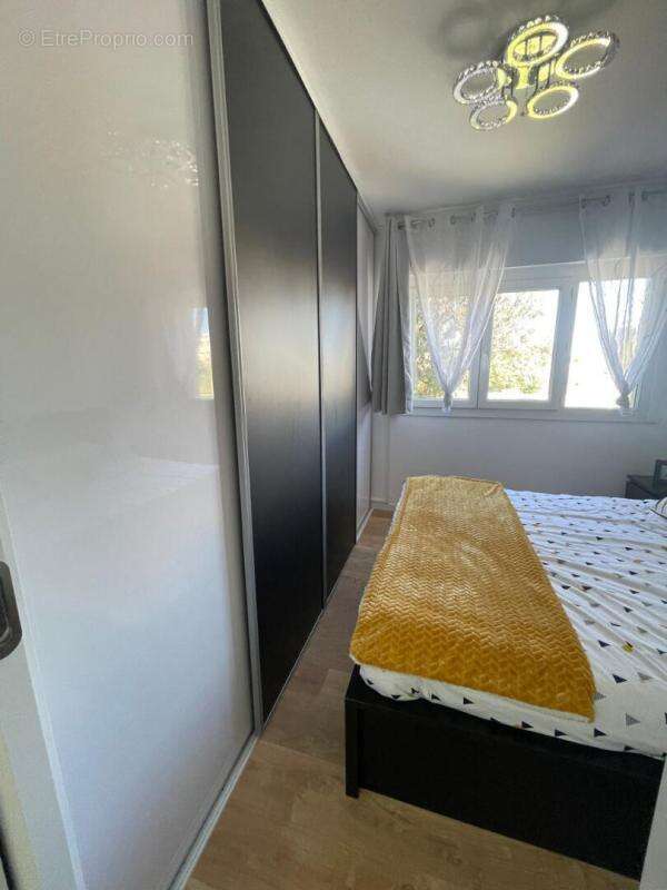 Appartement à MARSEILLE-9E