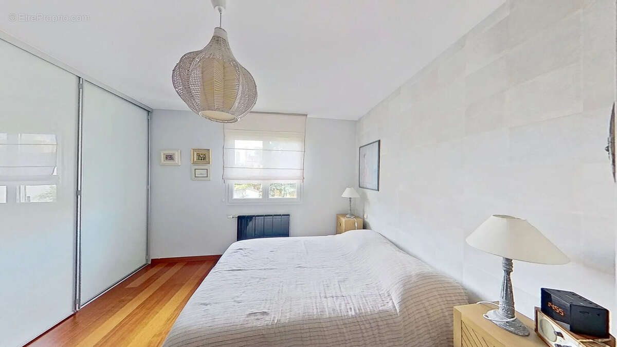 Maison à LYON-8E